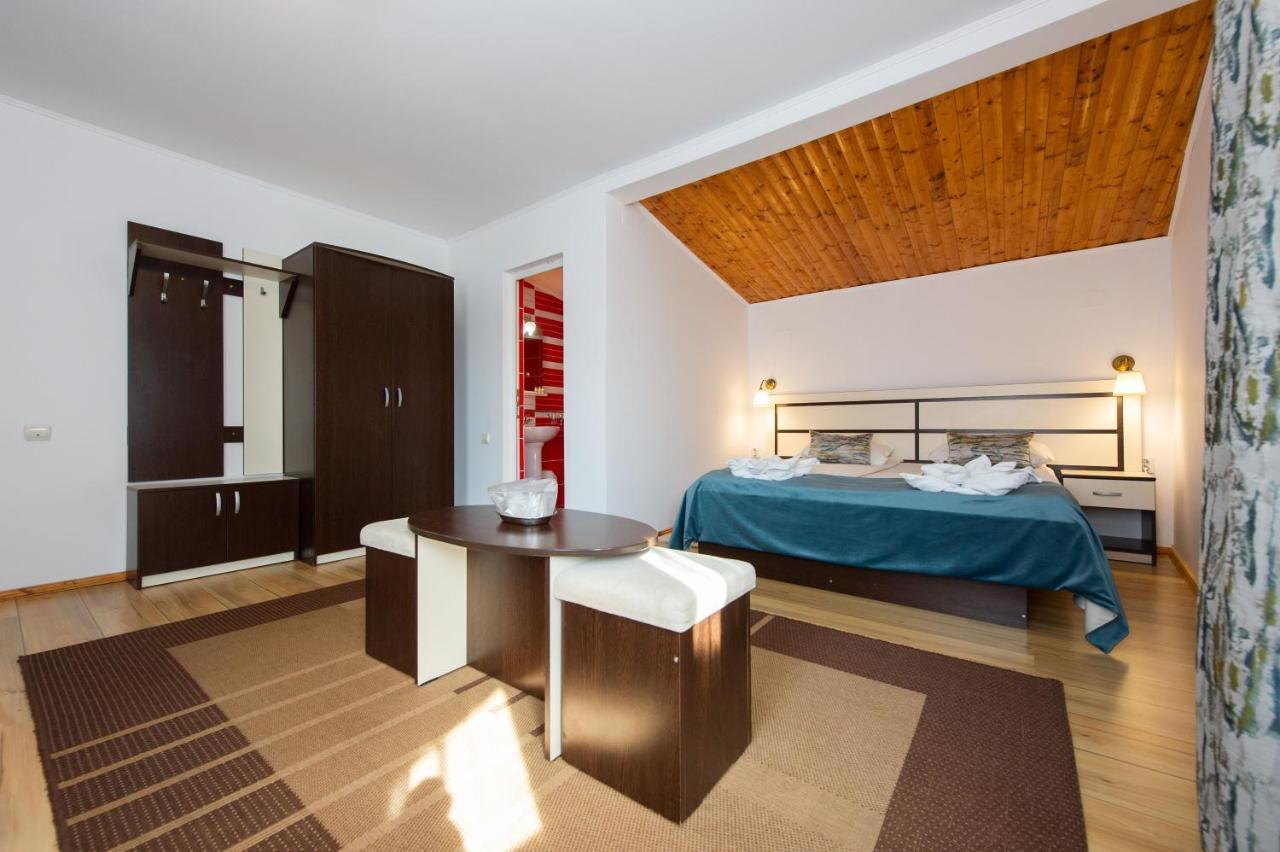 Vila Bradet Buşteni Exterior foto